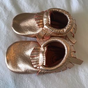 Freshly Picked Rose Gold Moccasins size 5